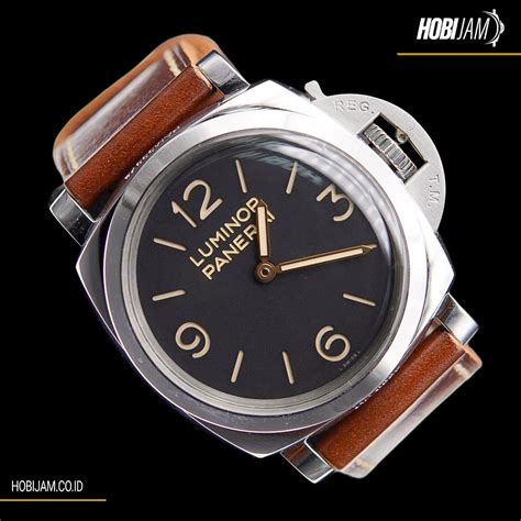 panerai 372 retail price|panerai luminor 372.